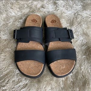 💥FLASH SALE‼️Clarks Cloudsteppers Soft Sandals
